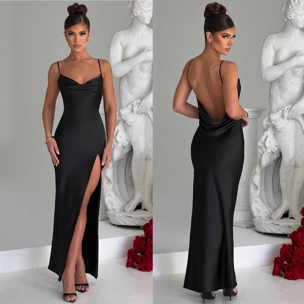 Elegant Black Maxi Dress